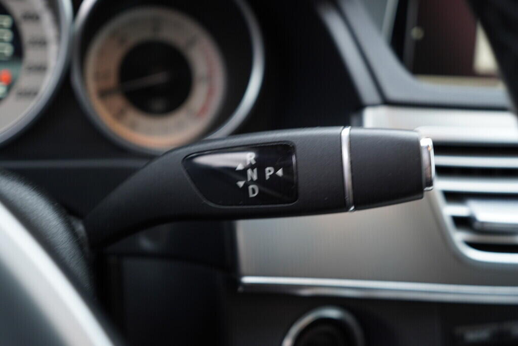 OV190V09119_33.webp_E350  3.0  185 kW automat