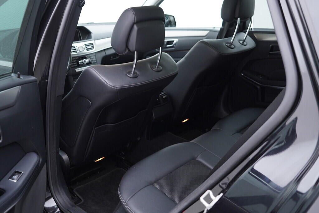 OV190V09119_35.webp_E350  3.0  185 kW automat