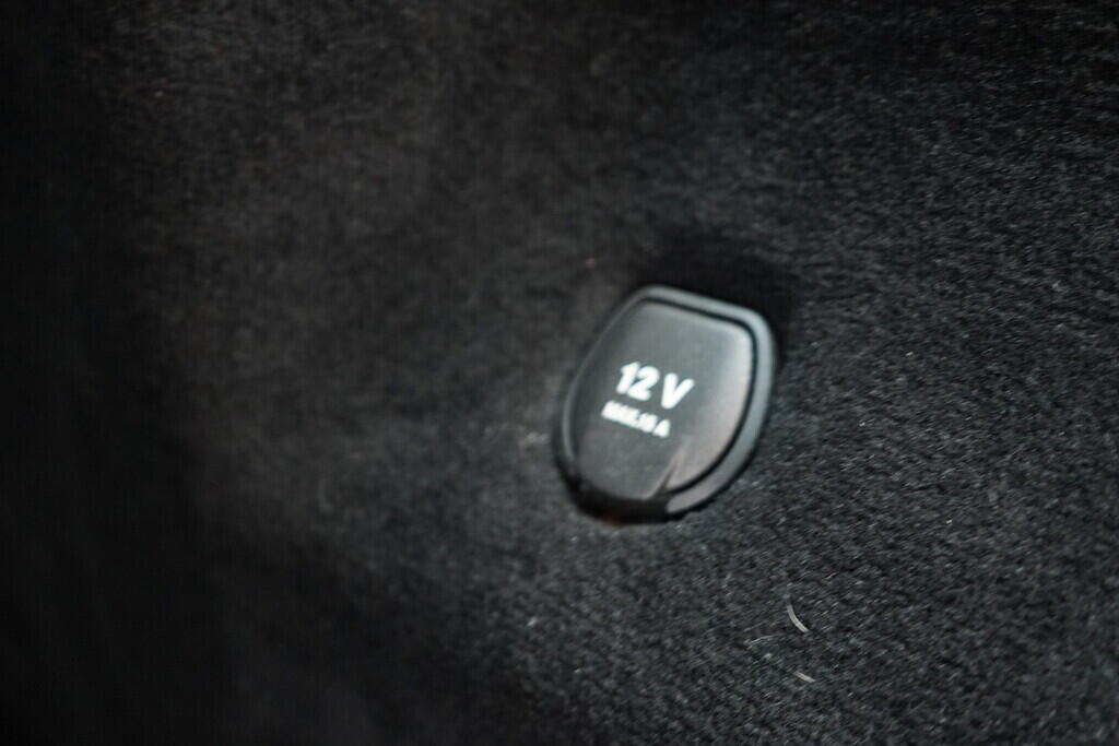 OV190V09119_40.webp_E350  3.0  185 kW automat