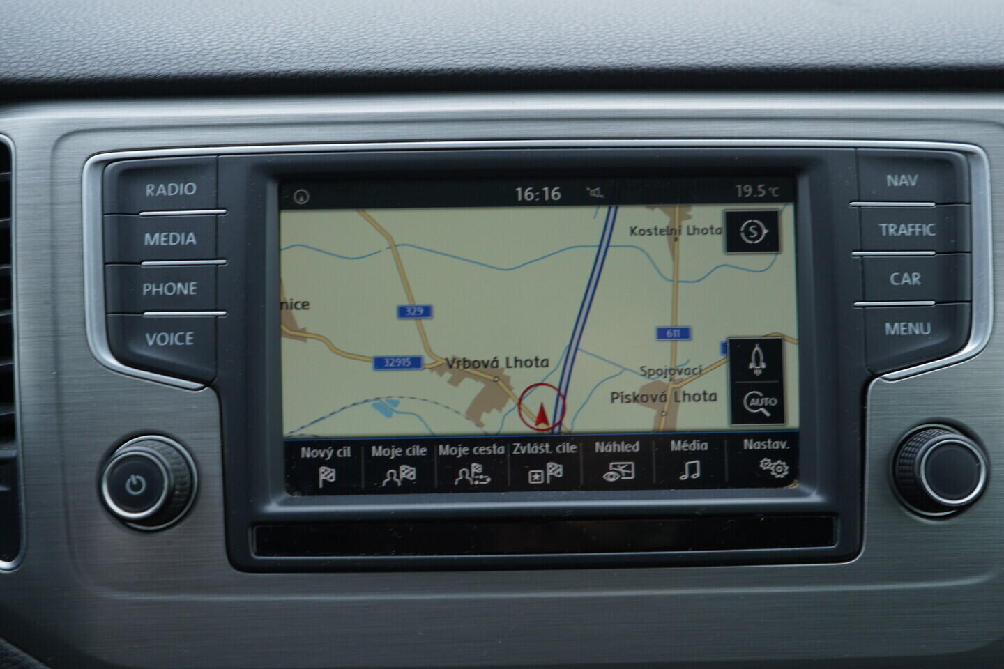 OV190V09121_32.webp_GOLF SPORTSVAN Comfortline Business 1.4 TSI 92 kW manuál