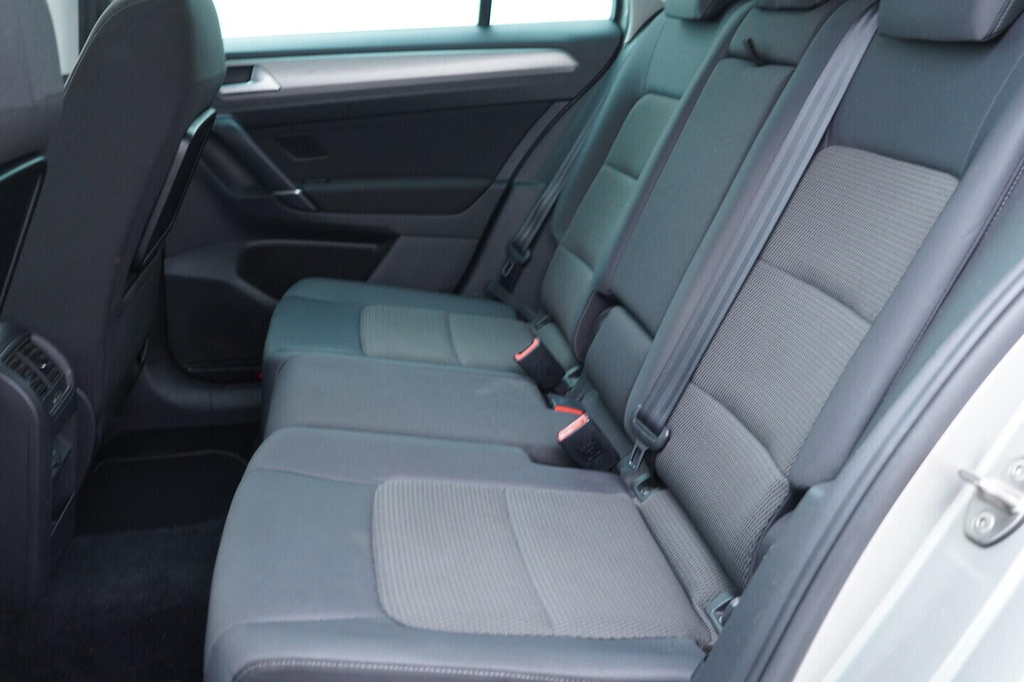 OV190V09121_36.webp_GOLF SPORTSVAN Comfortline Business 1.4 TSI 92 kW manuál