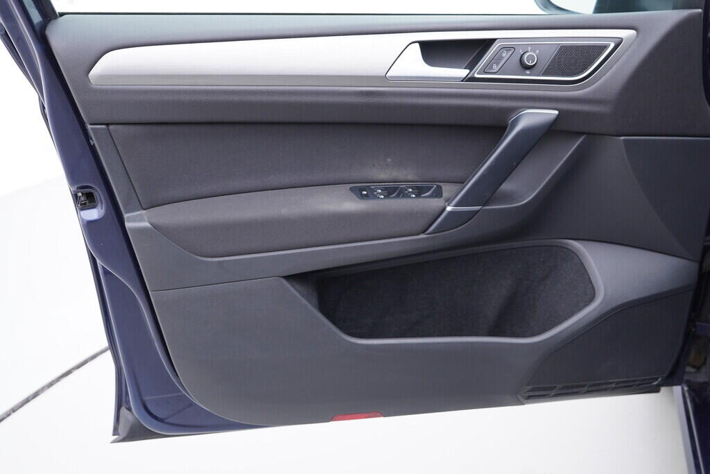 OV190V09124_19.webp_GOLF SPORTSVAN Comfortline 1.4 TSI 92 kW automat