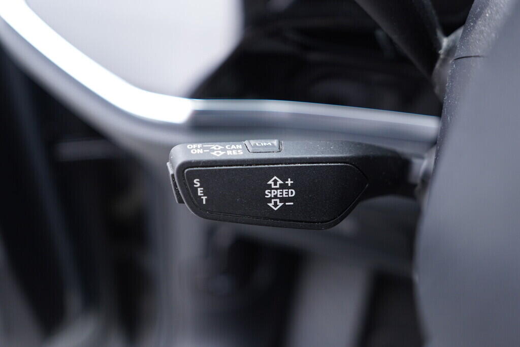 OV190V09125_25.webp_Q3 Advanced 1.5 TFSI 110 kW automat