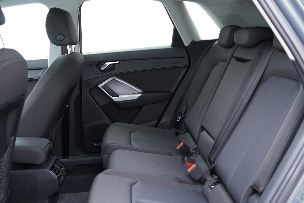 OV190V09125_36.webp_Q3 Advanced 1.5 TFSI 110 kW automat