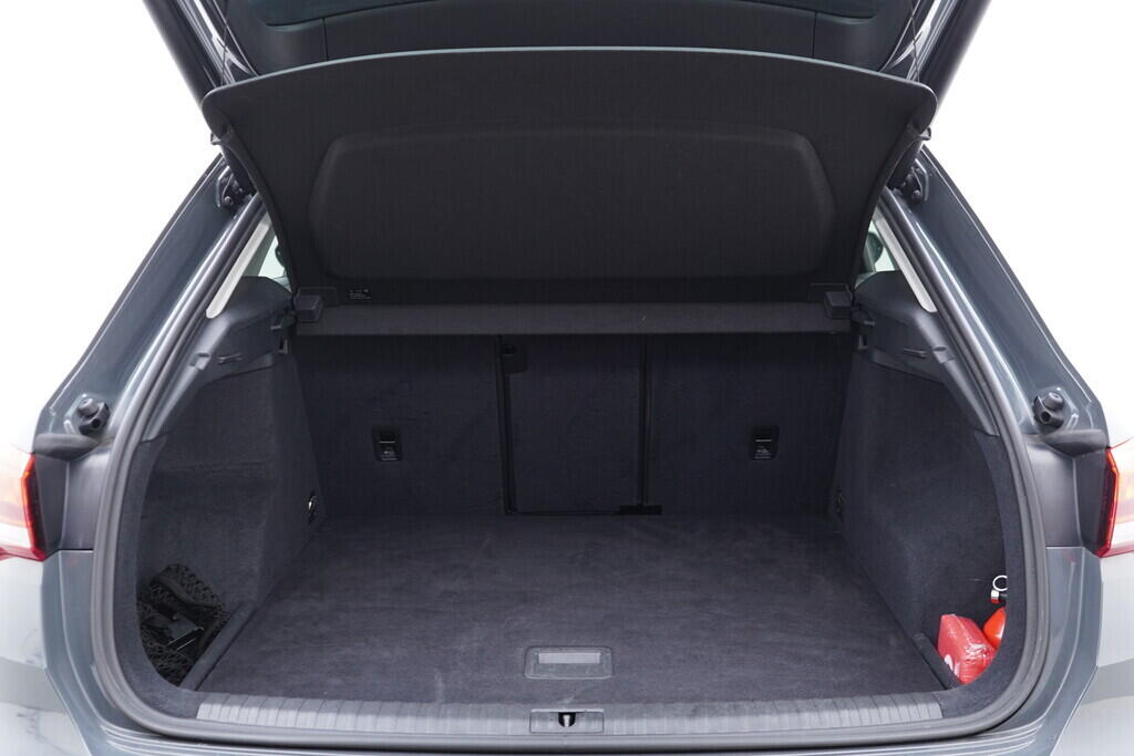 OV190V09125_38.webp_Q3 Advanced 1.5 TFSI 110 kW automat