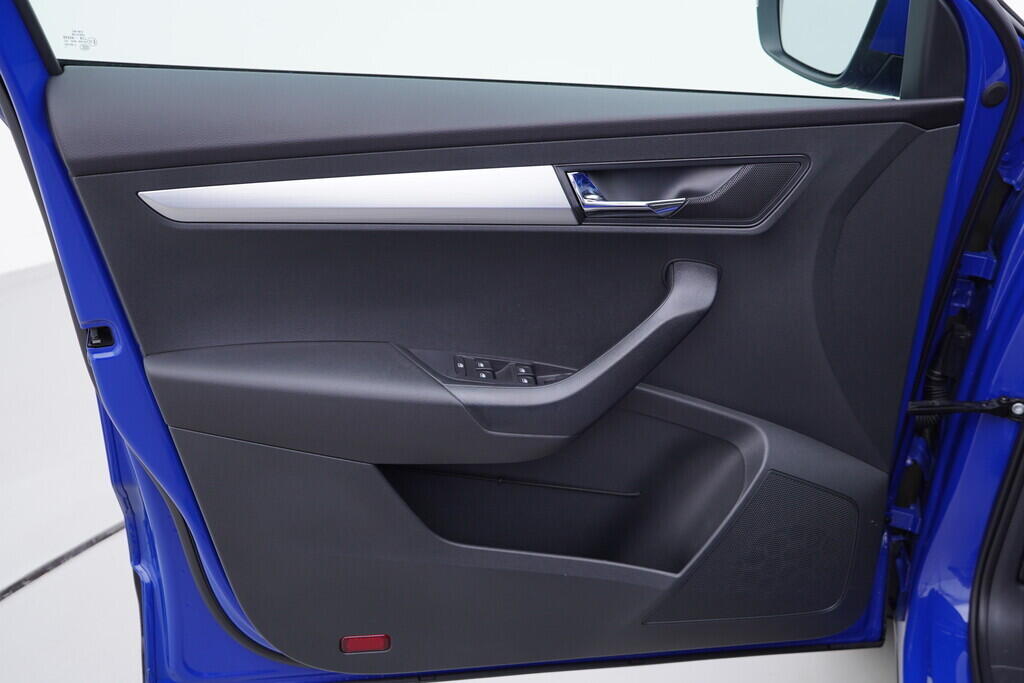 OV190V09128_19.webp_KAROQ Ambition 2.0 TDI 110 kW automat, DPH