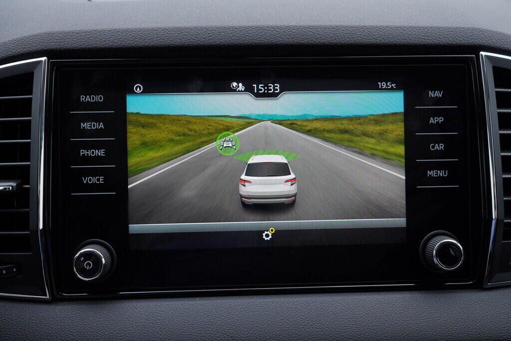 OV190V09128_36.webp_KAROQ Ambition 2.0 TDI 110 kW automat, DPH