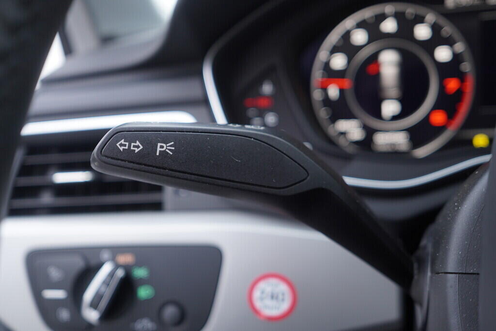 OV190V09129_23.webp_A4 ALLROAD QUATTRO Allroad 2.0 TFSI 180 kW automat