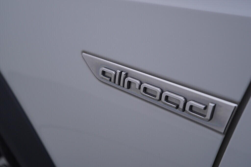 OV190V09129_39.webp_A4 ALLROAD QUATTRO Allroad 2.0 TFSI 180 kW automat