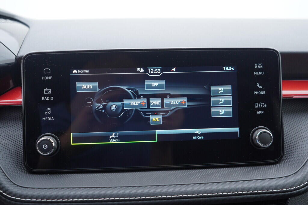 OV190V09137_36.webp_FABIA Monte Carlo 1.5 TSI 110 kW automat, DPH