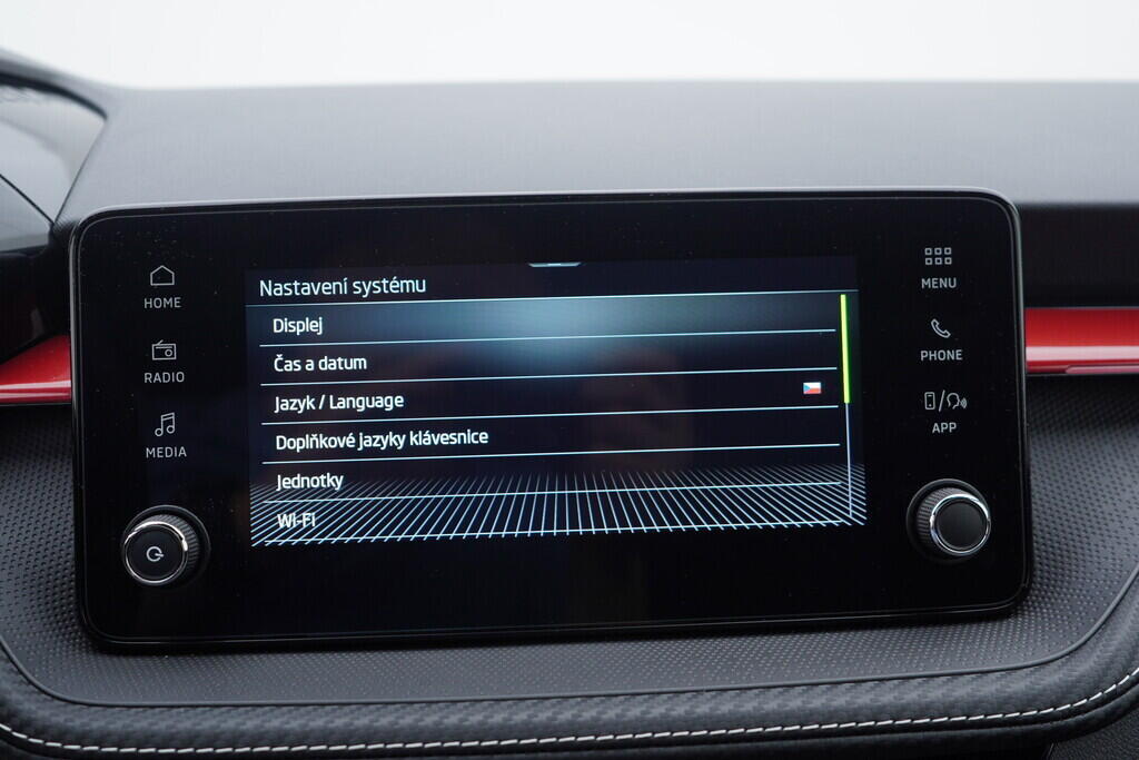 OV190V09137_38.webp_FABIA Monte Carlo 1.5 TSI 110 kW automat, DPH