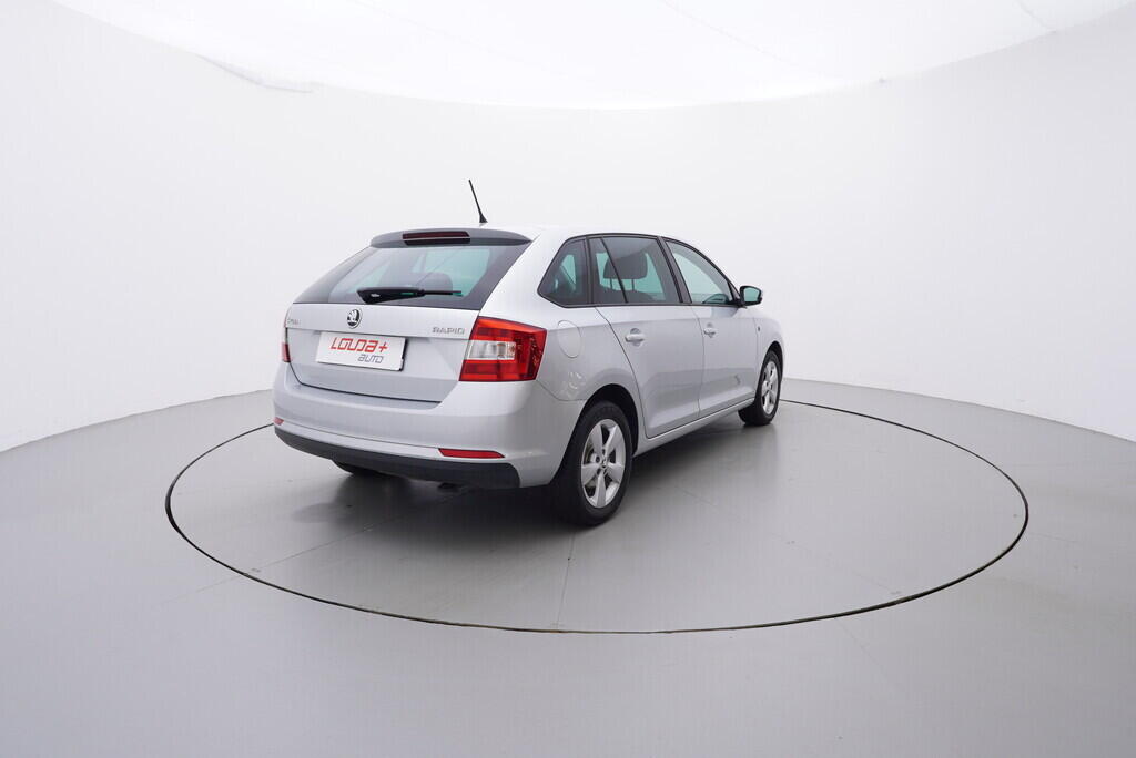 OV190V09139_14.webp_RAPID Ambition 1.2 TSI 63 kW manuál, DPH