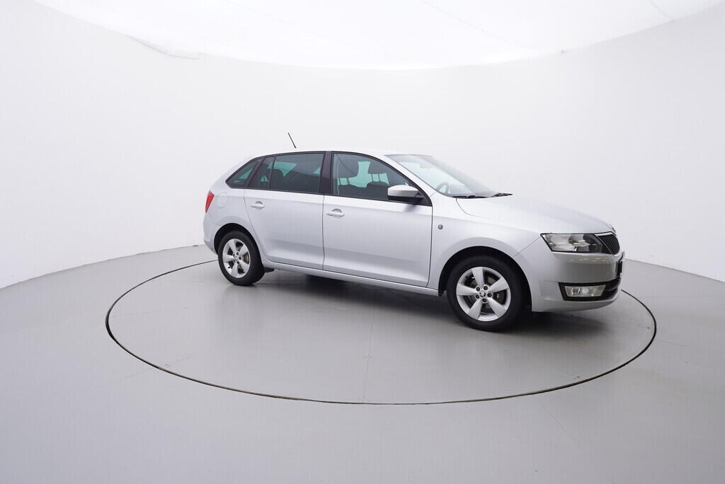 OV190V09139_16.webp_RAPID Ambition 1.2 TSI 63 kW manuál, DPH