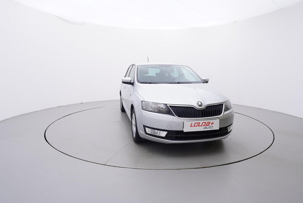 OV190V09139_17.webp_RAPID Ambition 1.2 TSI 63 kW manuál, DPH
