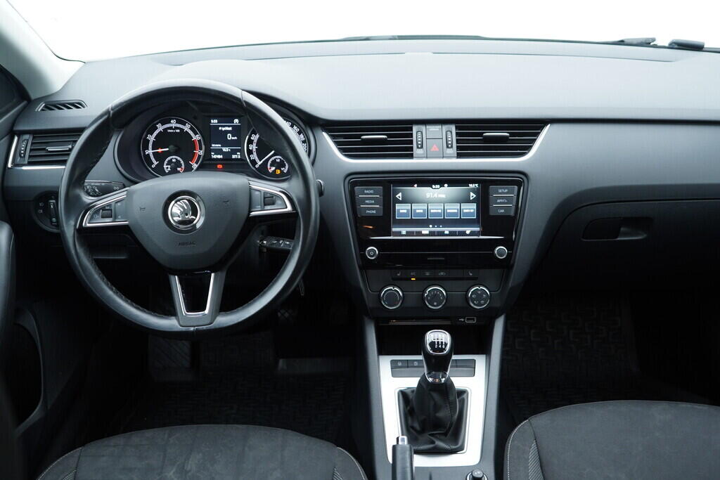 OV190V09146_29.webp_OCTAVIA Ambition 1.0 TSI 85 kW manuál