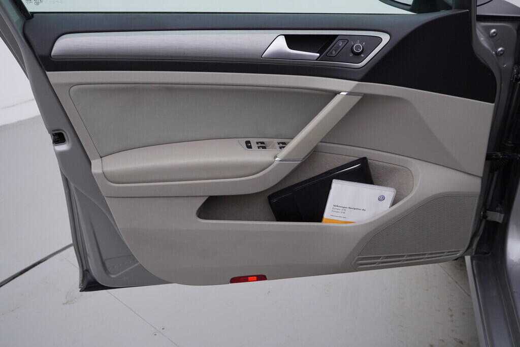 OV190V09148_19.webp_GOLF VARIANT Comfortline Business 1.4 TSI 92 kW automat