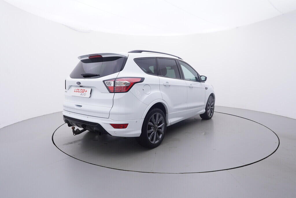 OV190V09149_14.webp_KUGA ST-Line 1.5  110 kW manuál