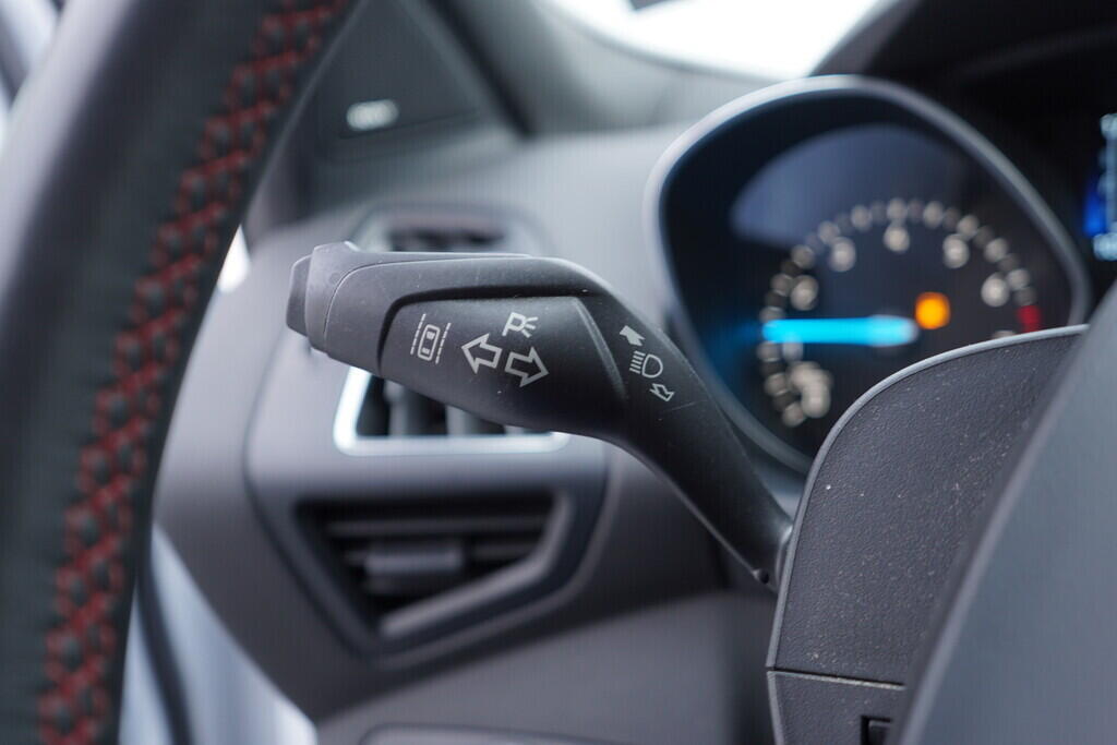 OV190V09149_24.webp_KUGA ST-Line 1.5  110 kW manuál