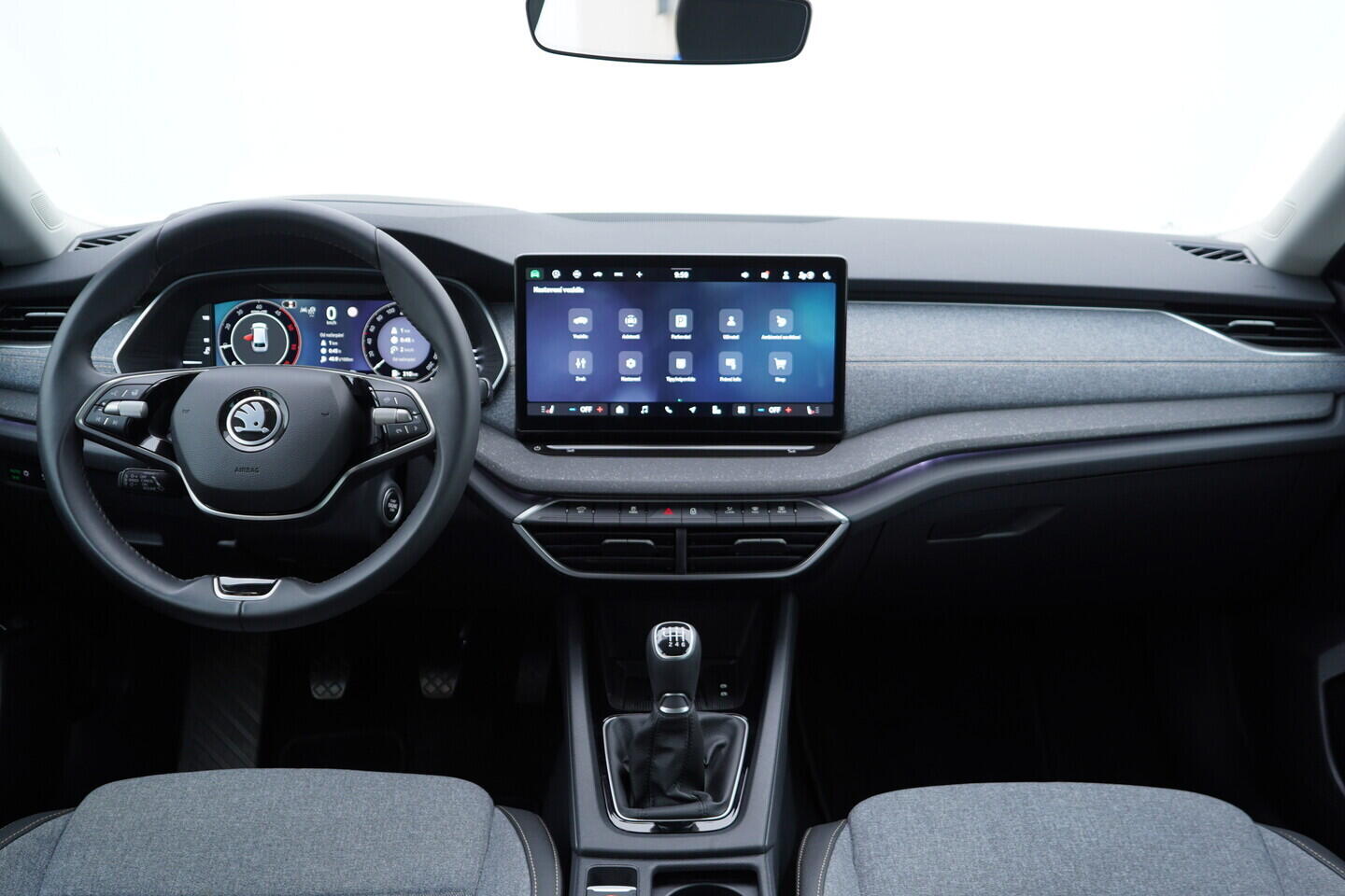 OV190V09150_27.webp_OCTAVIA Top Selection 2.0 TDI 85 kW manuál, DPH