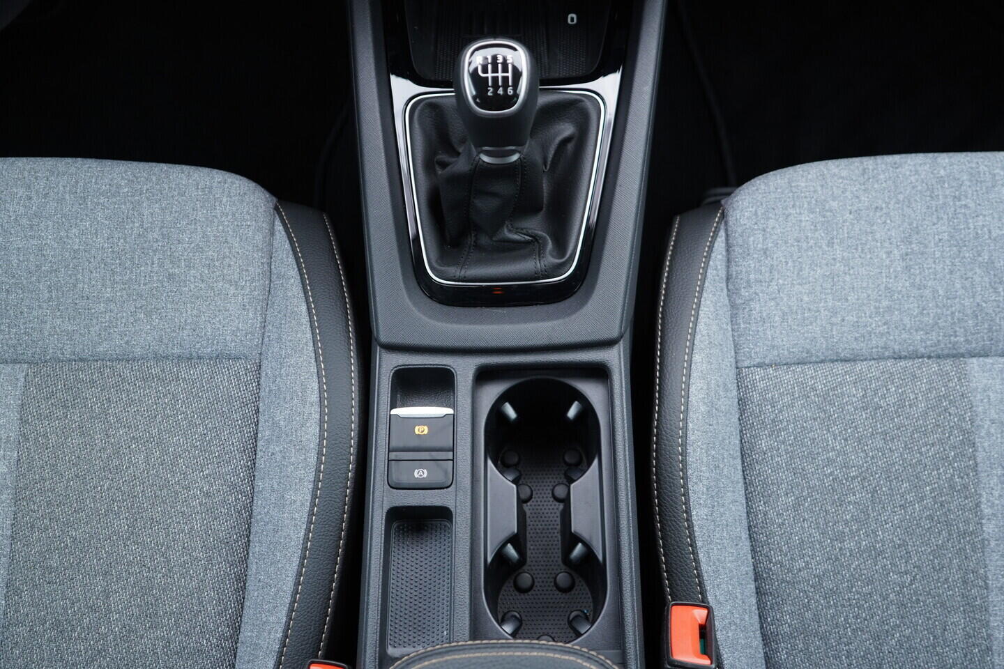 OV190V09150_35.webp_OCTAVIA Top Selection 2.0 TDI 85 kW manuál, DPH