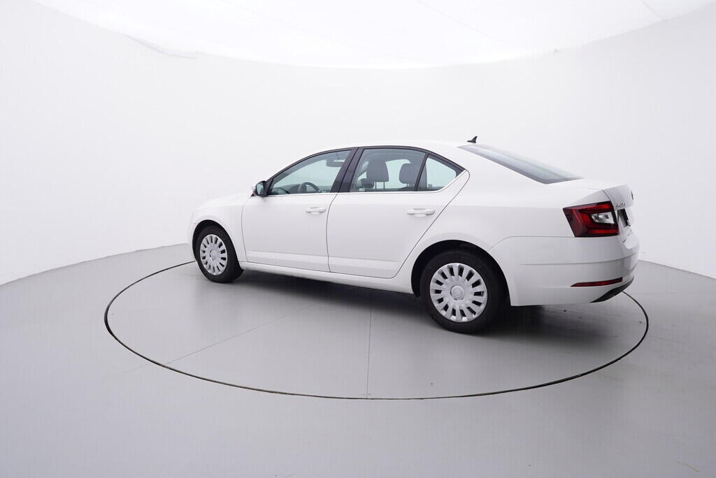 OV190V09151_12.webp_OCTAVIA Style 1.6 TDI 85 kW manuál, DPH