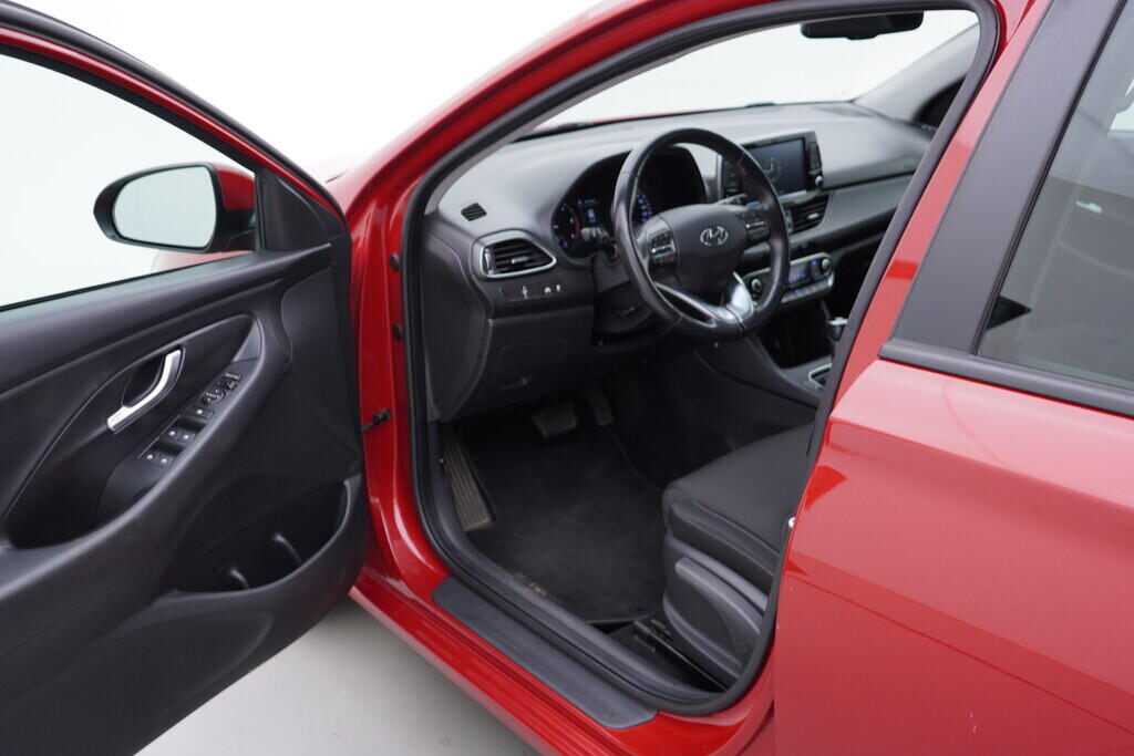 OV190V09152_18.webp_I30 Smart 1.6  81 kW automat