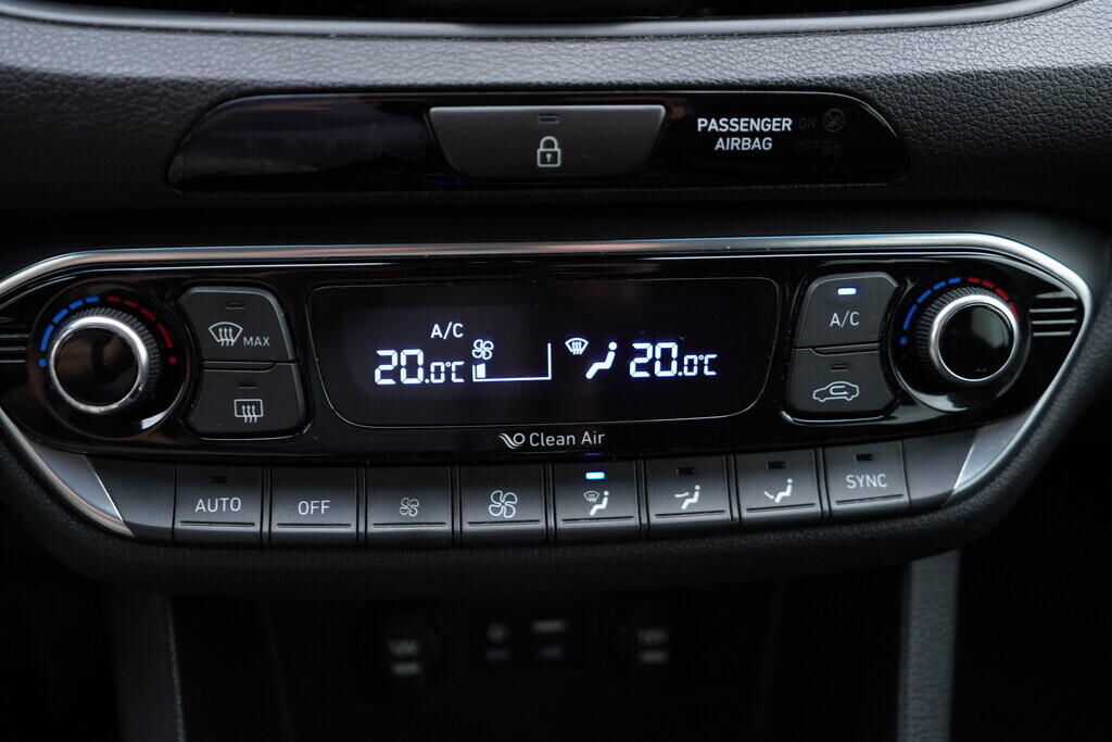 OV190V09152_35.webp_I30 Smart 1.6  81 kW automat