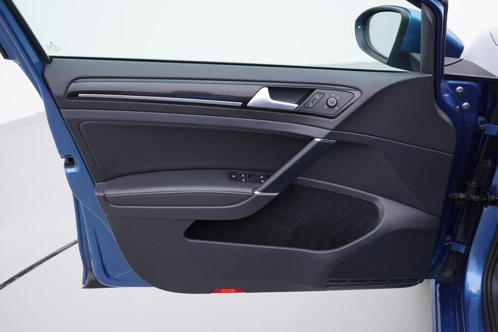 OV190V09153_19.webp_GOLF Highline 2.0 TDI 110 kW automat