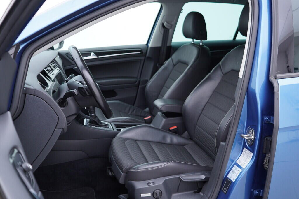 OV190V09153_24.webp_GOLF Highline 2.0 TDI 110 kW automat