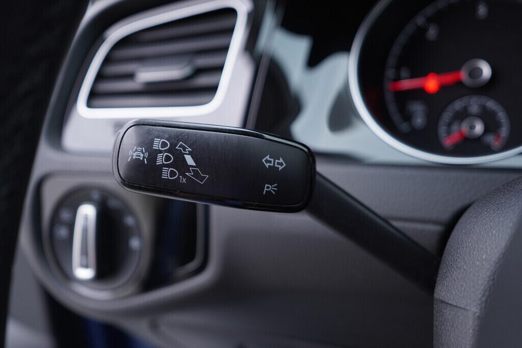 OV190V09153_25.webp_GOLF Highline 2.0 TDI 110 kW automat