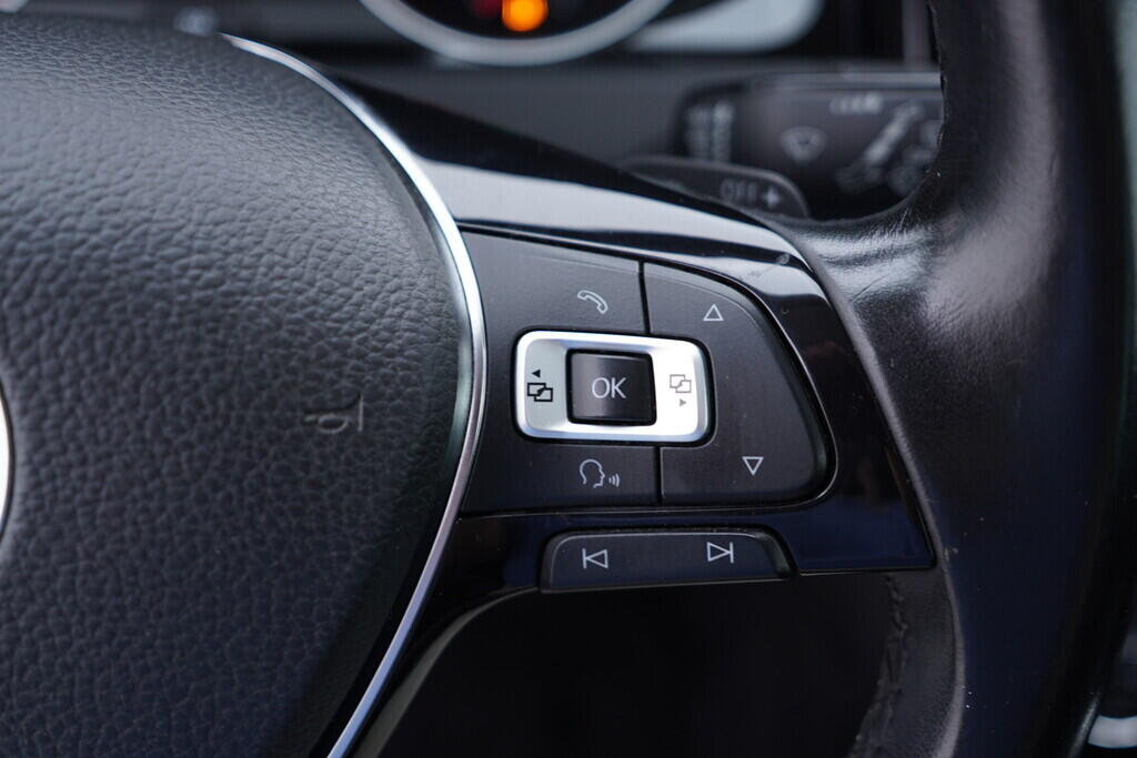 OV190V09153_28.webp_GOLF Highline 2.0 TDI 110 kW automat