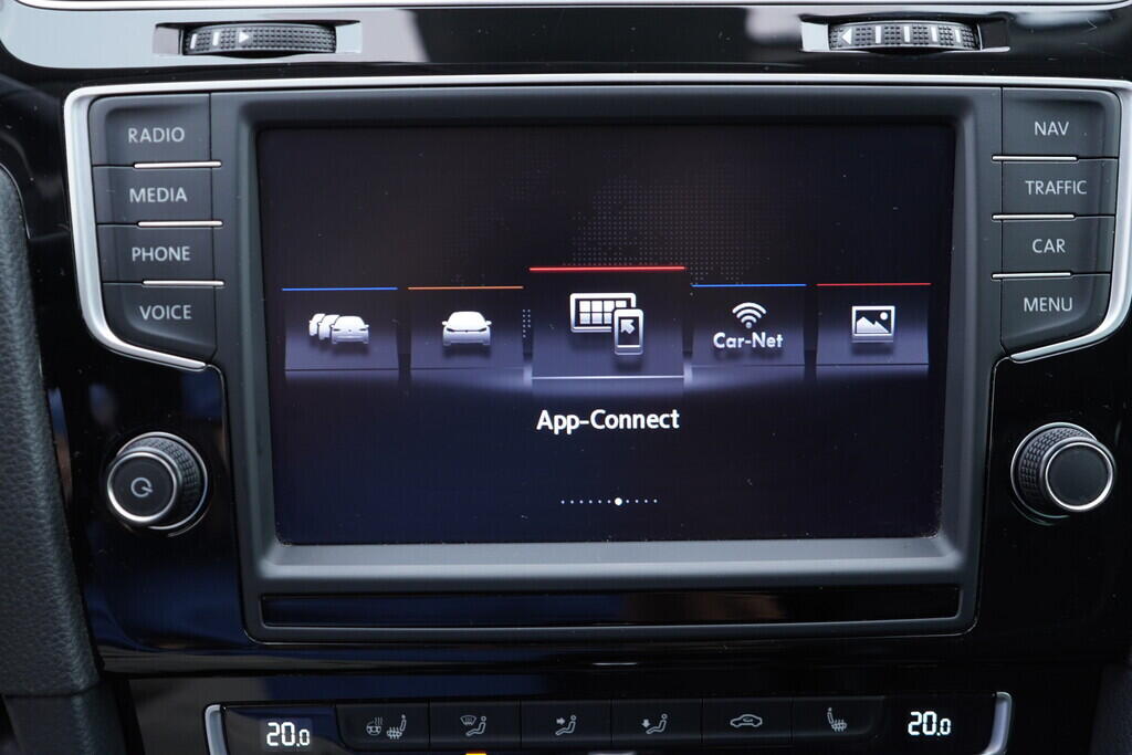 OV190V09153_37.webp_GOLF Highline 2.0 TDI 110 kW automat