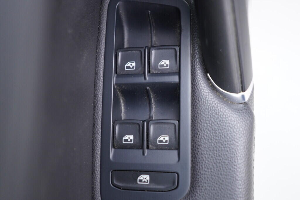 OV190V09154_20.webp_GOLF VARIANT Comfortline 1.6 TDI 81 kW automat