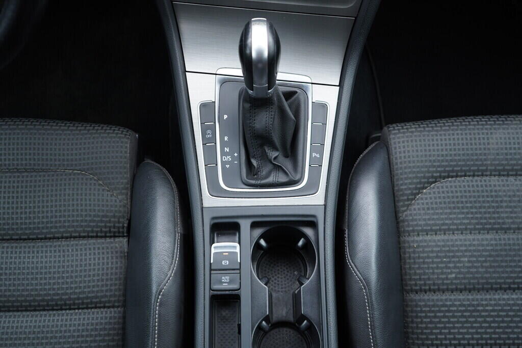 OV190V09154_33.webp_GOLF VARIANT Comfortline 1.6 TDI 81 kW automat