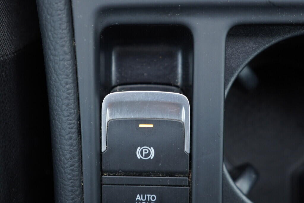 OV190V09154_34.webp_GOLF VARIANT Comfortline 1.6 TDI 81 kW automat