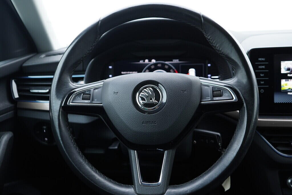 OV190V09155_28.webp_KAMIQ Ambition 1.0 TSI 85 kW automat