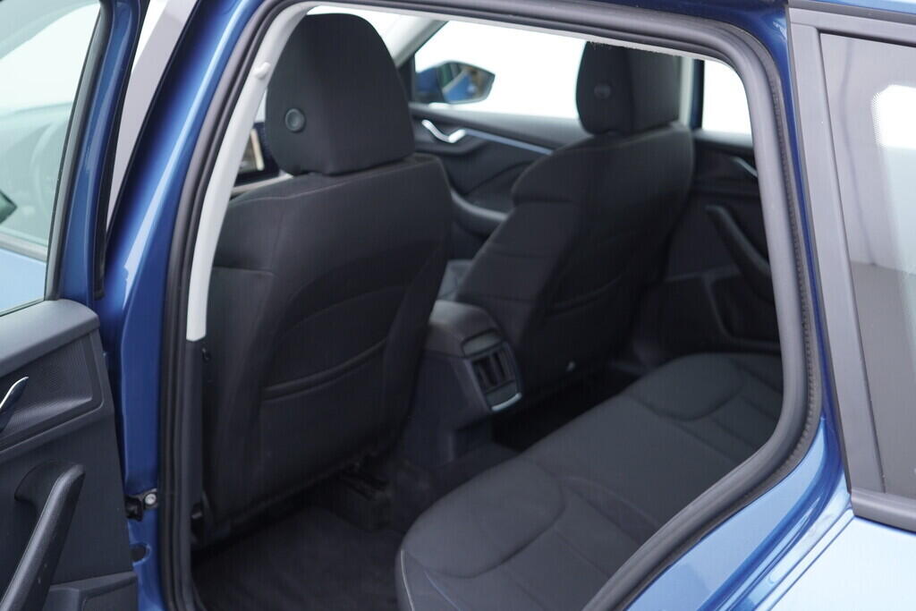 OV190V09155_35.webp_KAMIQ Ambition 1.0 TSI 85 kW automat