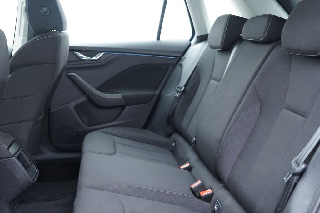 OV190V09155_36.webp_KAMIQ Ambition 1.0 TSI 85 kW automat