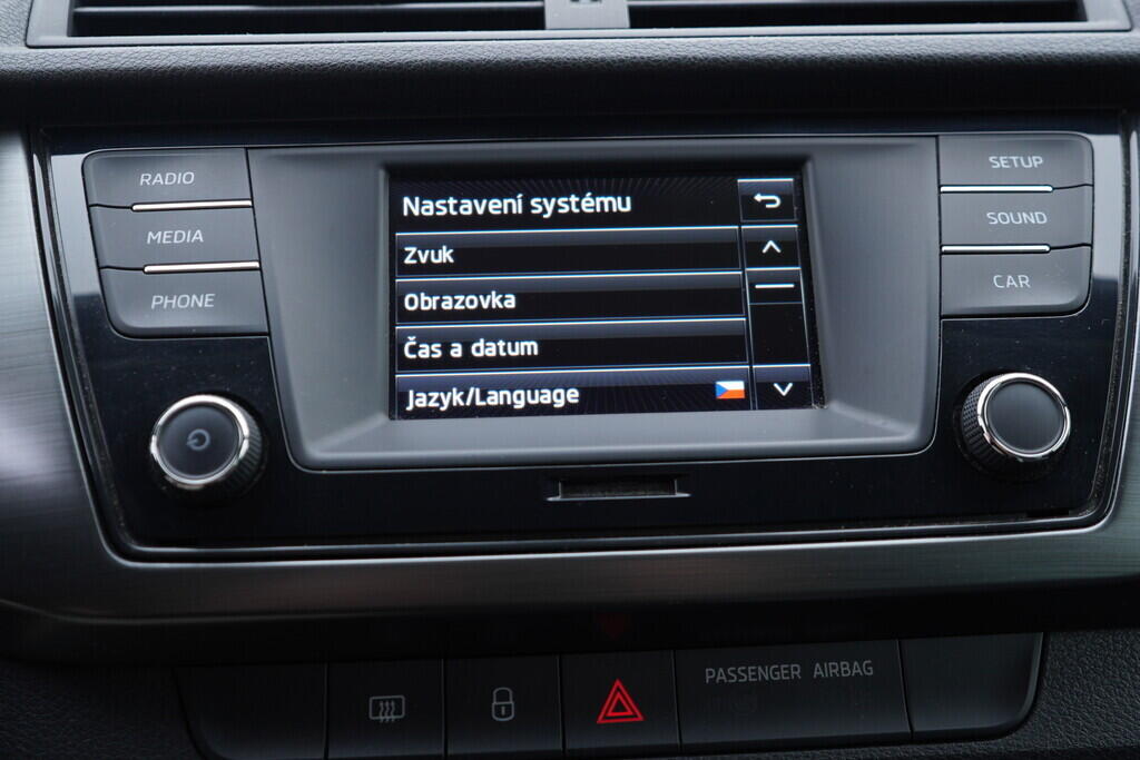 OV190V09157_30.webp_FABIA Ambition 1.2 TSI 66 kW manuál