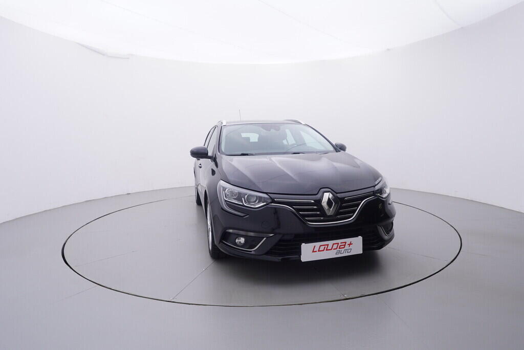 OV190V09158_17.webp_MÉGANE Energy Intens 1.5  81 kW manuál