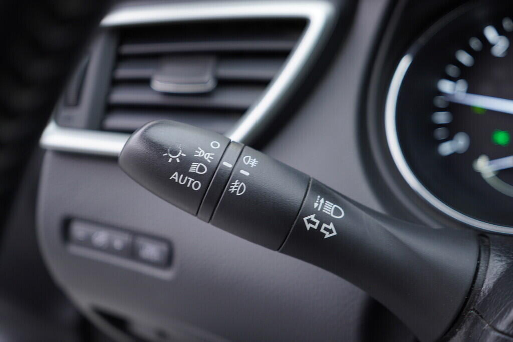 OV190V09159_24.webp_QASHQAI N-Connecta 4x4 1.6  96 kW manuál