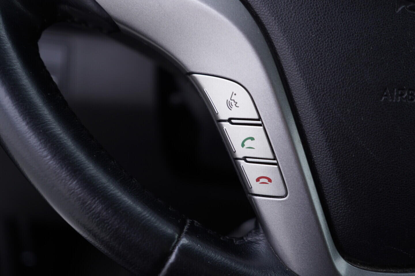 OV190V09160_27.webp_IX20 Comfort + 1.4  66 kW manuál