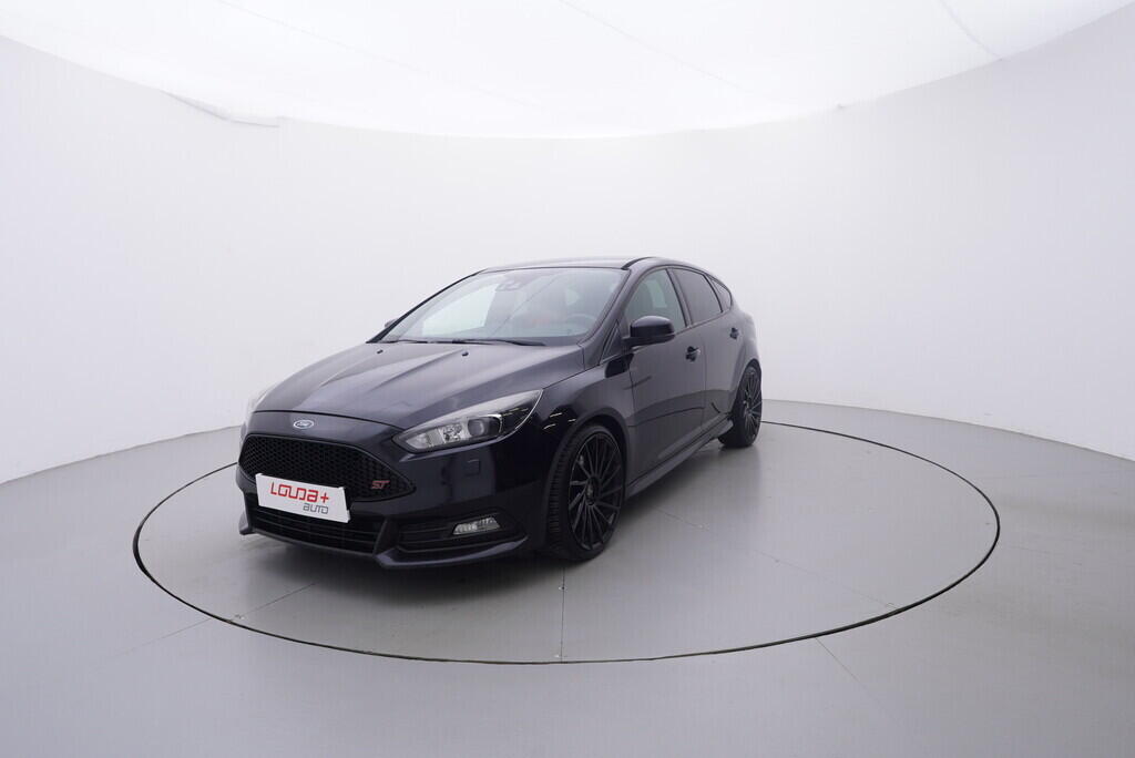 OV190V09161_10.webp_FOCUS ST-line 2.0  136 kW manuál