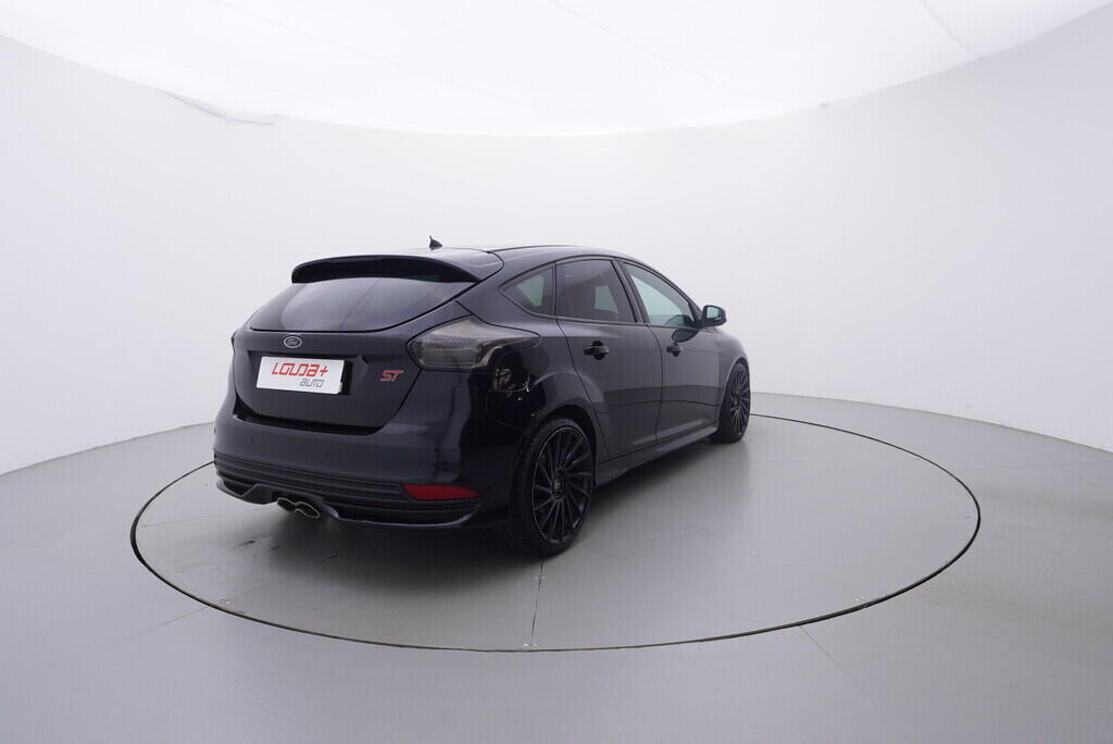 OV190V09161_14.webp_FOCUS ST-line 2.0  136 kW manuál