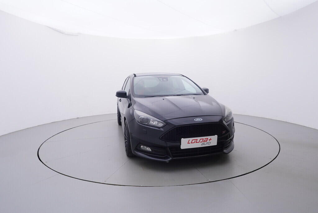 OV190V09161_17.webp_FOCUS ST-line 2.0  136 kW manuál