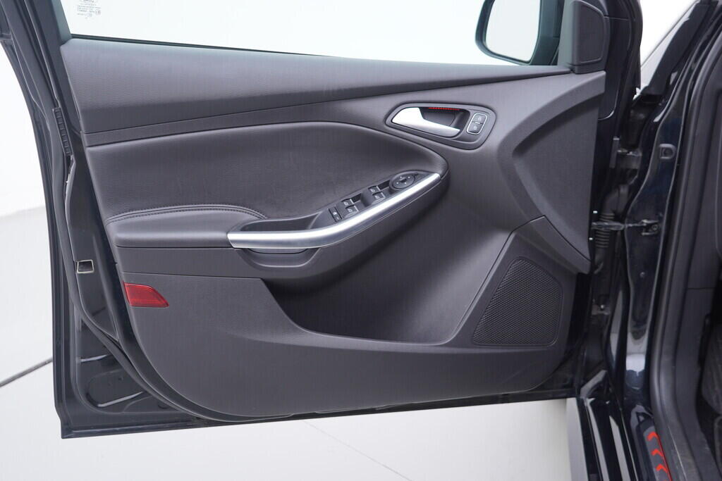 OV190V09161_19.webp_FOCUS ST-line 2.0  136 kW manuál