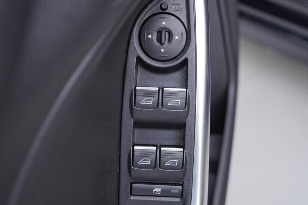 OV190V09161_20.webp_FOCUS ST-line 2.0  136 kW manuál