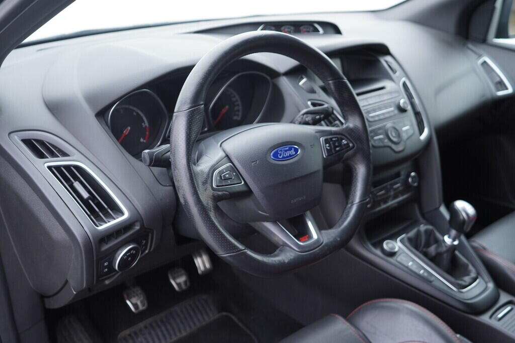 OV190V09161_21.webp_FOCUS ST-line 2.0  136 kW manuál