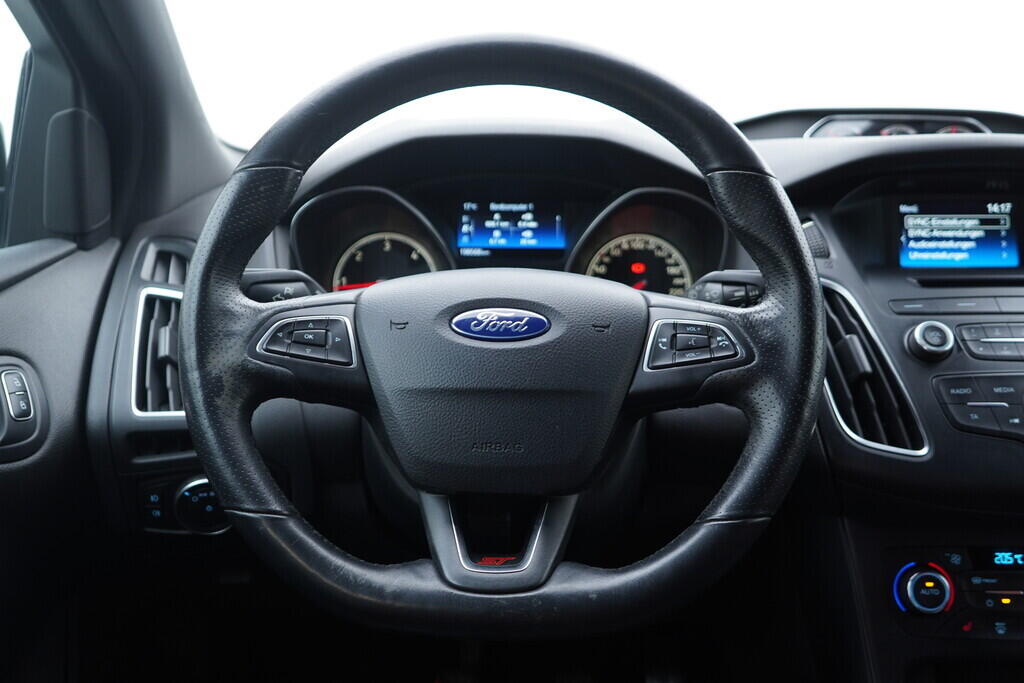 OV190V09161_27.webp_FOCUS ST-line 2.0  136 kW manuál