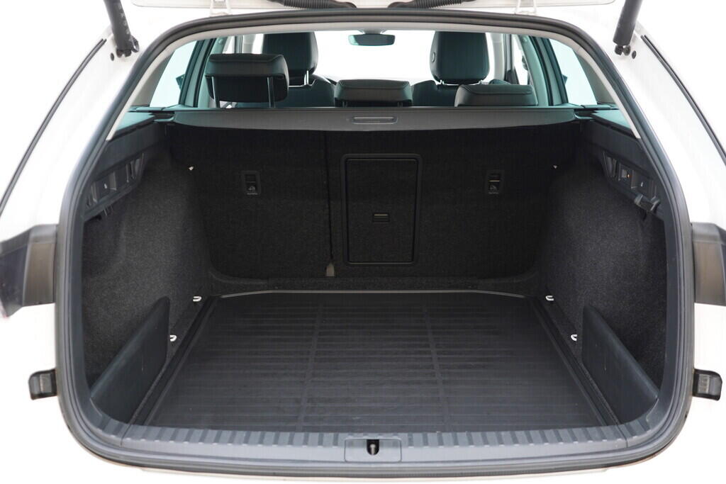 OV190V09166_41.webp_OCTAVIA Style 2.0 TDI 110 kW automat, DPH
